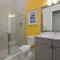 Modern 7 Bdrm Mansion with Themed Bedrooms at the Bear's Den - 基西米