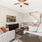 EC422 - Gleaming Villa with Home Theater at Encore - أورلاندو