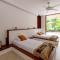 Charming 5BR Villa at Mesa de Yeguas - 阿纳波伊马