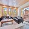 3BR Mountain Retreat with Hot Tub