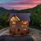New Explorer's Hideaway,Mtn View, Firepit,Upscale - Sevierville