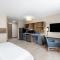 Candlewood Suites McPherson by IHG