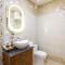 Alaya Stays Lafu Woodscave Room with Attic & Hill views - 西姆拉
