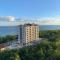 Modern Condo with Ocean Views and Pool in Panglao - Dauis