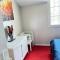 Charmante Maison Duplex en résidence avec piscine à Monflanquin