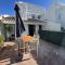 Estepona - Playa - Villa de 2 dormitorios con terrazas al lado del mar AL7