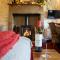 Gorgeous romantic cosy cottage retreat with views - Winster