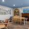 HI Halifax Heritage House Hostel