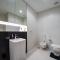 Luxury 1-Bed DIFC Stay - City Views in a Prime Area - Dubaj