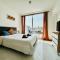 Apartamento con terraza y vistas