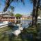 El LAGO HOTEL by Luoxo