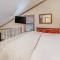 Lion Square Lodge South 554