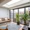 Modern and Spacious Colliers Wood Home - 伦敦