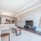 Special Offer with BBQ, Pool Perfect for Groups by Deluxe Holiday Homes - 富查伊拉