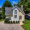 Yellow Birch Cottage by Simple Life Rentals