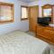 Hilltop Hideaway Unit B-5 by Simple Life Rentals - 鱼溪