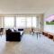 Apartment at Crystal City With Gym