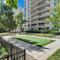 Apartment at Crystal City With Gym