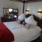 Central Hotel Guest House - Simonʼs Town