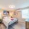 OV Mosaic - Tide Suite - North Camellia Acres