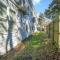Hillside Cove - Plank Suite - North Camellia Acres