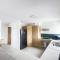 Charming Central Cotton Tree Unit