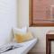 Bondi Book Nook - cozy and quiet