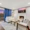 Newly Renovated Modern Oasis w Pool Mins to Strip - لاس فيغاس