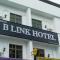 B Link Hotel - Kulai