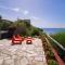 Beachfront villa with huge garden, 3br, Halkidiki