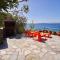 Beachfront villa with huge garden, 3br, Halkidiki