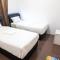 B Link Hotel - Kulai