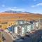 B2 Poolside Palace Top Floor 3 Bdrm Sunset View