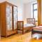 Near Danube & Millenium Tower - Massive Shared 4BR Apt - Bécs