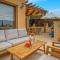Beautiful Junior Villa GZ01, next to Communal Pool, Aphrodite Hills