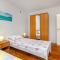 Apartments Alaga