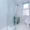 Lovely Flat 2 in Harrogate - Sleeps 8 - 哈罗盖特