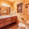 Real Log Cabin With Amazing Views, Hot Tub, Sauna, Games