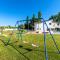 Nice Home In Donji Prolozac With Wifi