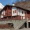 Chalet Mew