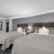 Admiralty Inn & Suites - a Red Collection Hotel