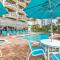 Breathtaking Oceanfront Double Queen Suite! Meridian Plaza 701 - Perfect for 4 guests! - 默特尔比奇