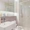 Modern 2BR Apartment Near to Southern Cross