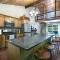 Advent Cottage - Osage Beach