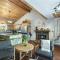 Advent Cottage - Osage Beach