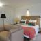Alma Moura Residences