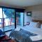 Waterfront Cottage With Superb Coastline Views