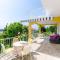 Villa Bind - Basic Double Room with Patio and Garden View R3 - 察夫塔特