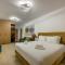 Cens Gold Luxury Suites