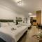 Cens Silver Luxury Suites